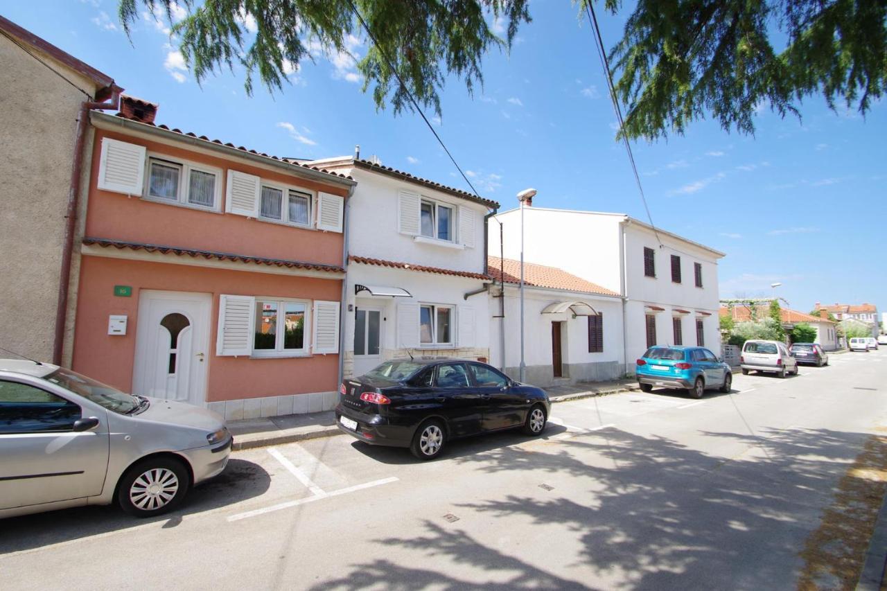 Holiday Apartment Dominik Pula Exterior foto
