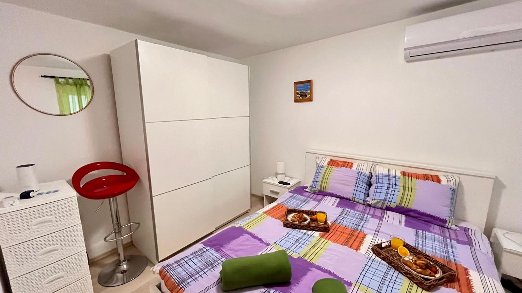 Holiday Apartment Dominik Pula Exterior foto